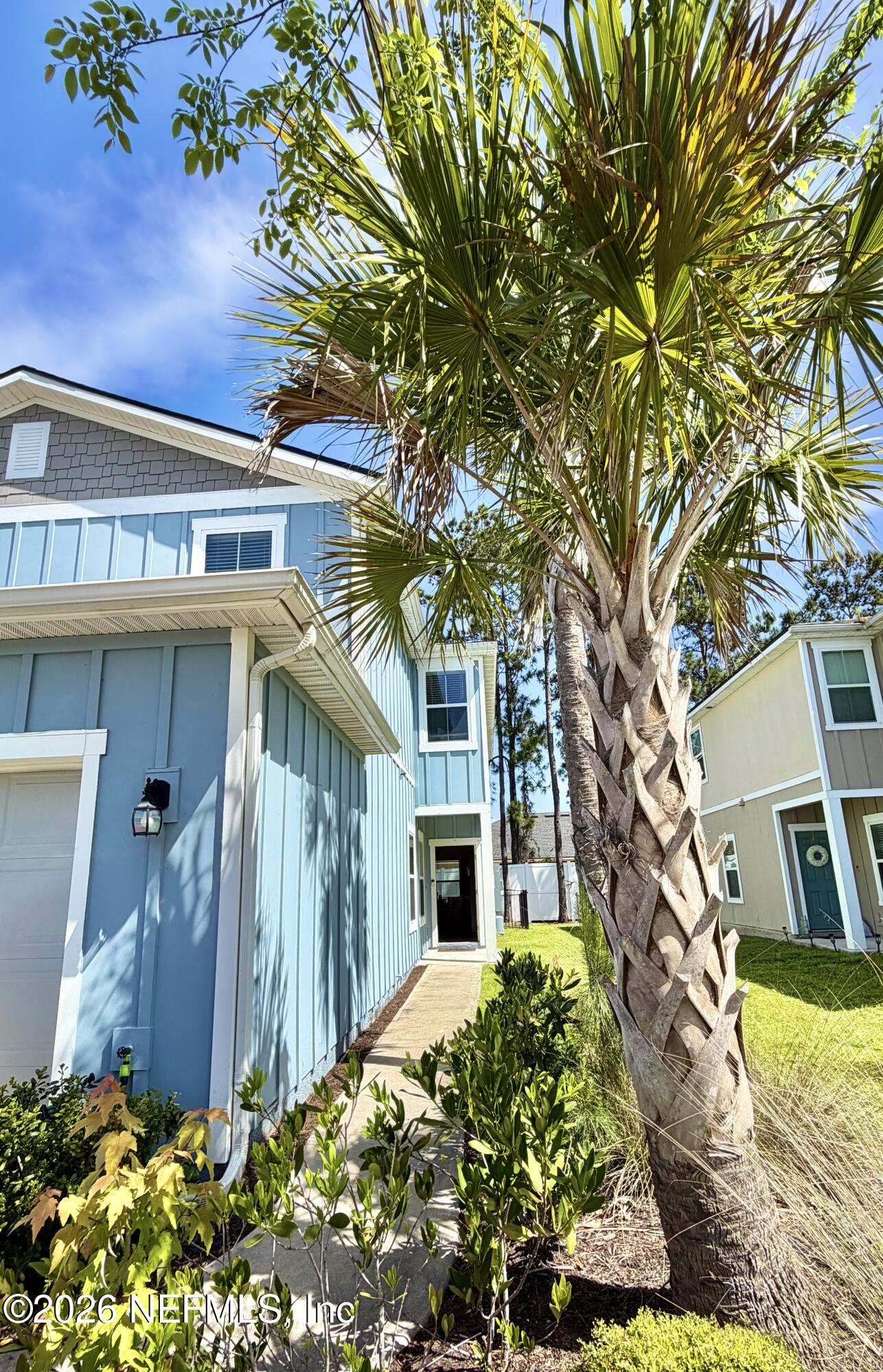 845 Observatory Parkway Jacksonville, FL 32218 - Photo 38 of 42 front view of a house with a tree