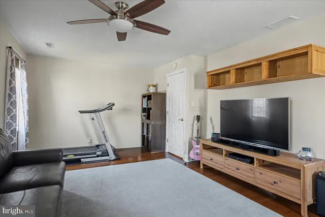 $500,000 | 210 East Montgomery Avenue, Hatboro, PA 19040