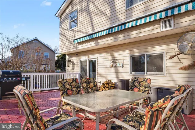 $500,000 | 210 East Montgomery Avenue, Hatboro, PA 19040