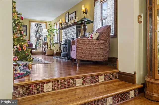 $500,000 | 210 East Montgomery Avenue, Hatboro, PA 19040