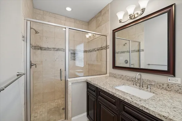$3,450 | 1105 East 27th Street, Unit B, Houston, TX 77009