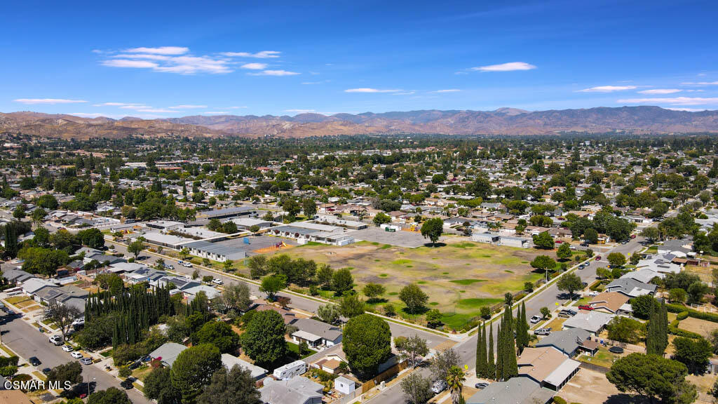 2039 Madrone Street Simi Valley, CA 93065 - Photo 35 of 35 a view of city and mountain