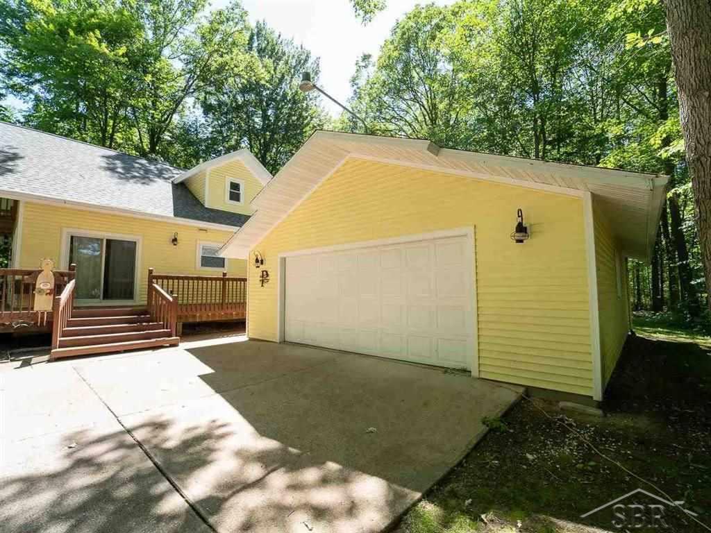 1946 South Grey Road Midland, MI 48640 - Photo 17 of 81 50079852-16.JPG