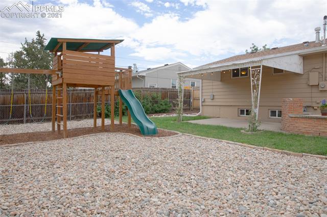 2512 Alexander Road Colorado Springs, CO 80909 - Photo 3 of 9 Gallery Image 3
