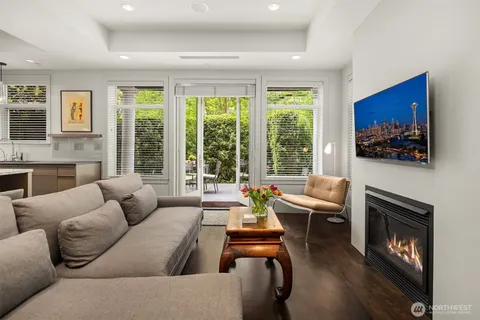 $3,100,000 | 721 Harvard Avenue East, Seattle, WA 98102