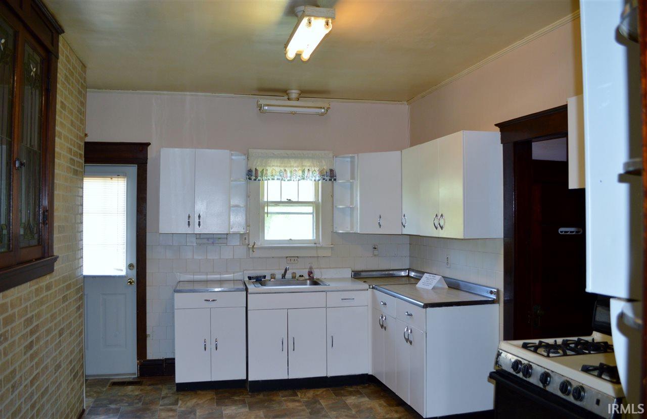 16 Williams Silverville Road Williams, IN 47470 - Photo 6 of 17 Gallery Image 6
