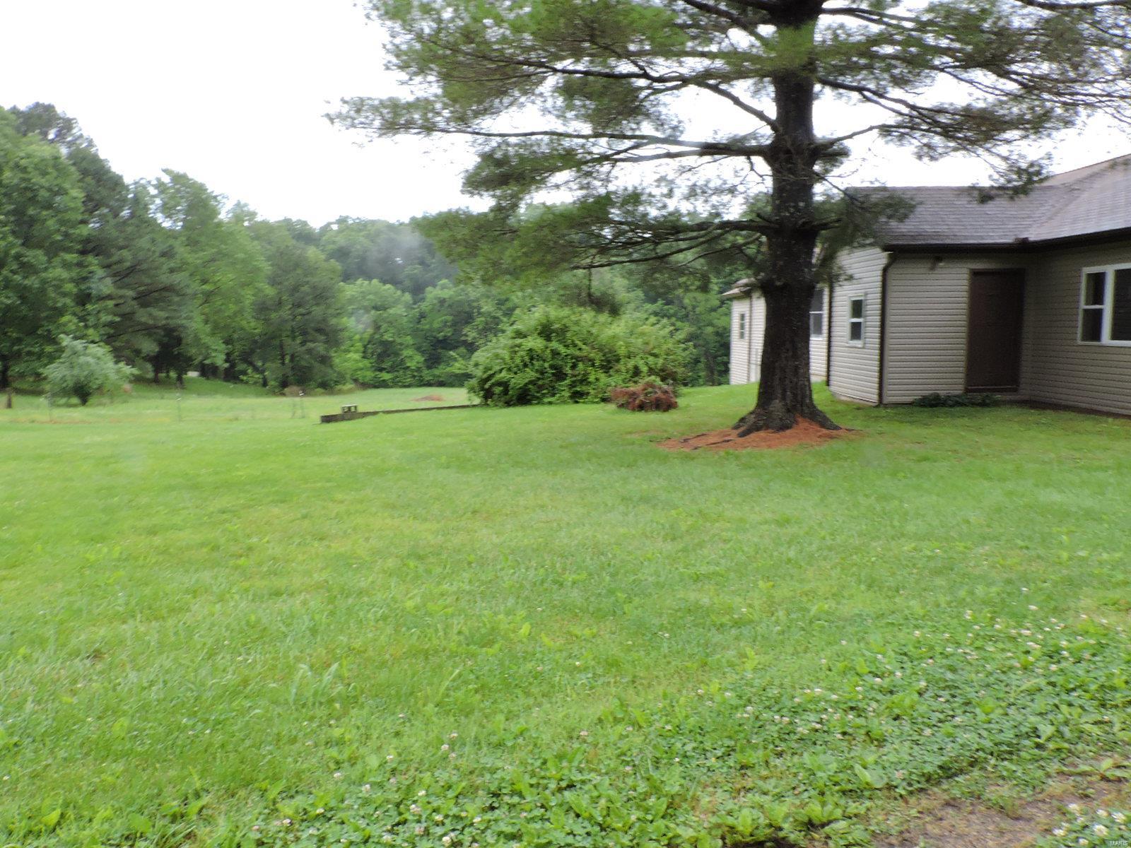 57 Amethyst Road Murphysboro, IL 62966 - Photo 3 of 30