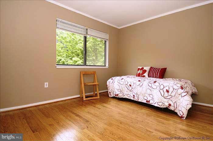 11711 Indian Ridge Road Reston, VA 20191 - Photo 13 of 30 Great Bedroom Sizes