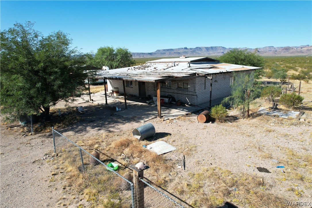 6136 Copperville Road Golden Valley, AZ 86413 - Photo 11 of 23