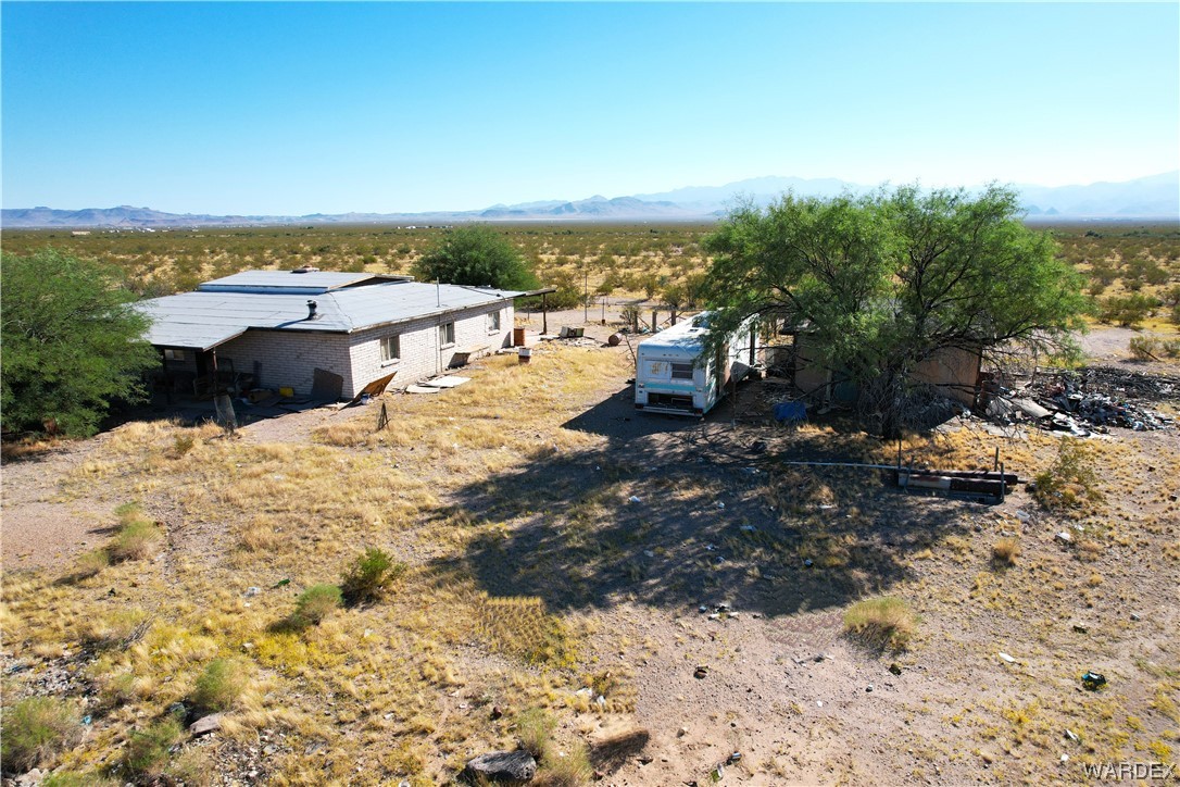 6136 Copperville Road Golden Valley, AZ 86413 - Photo 14 of 23
