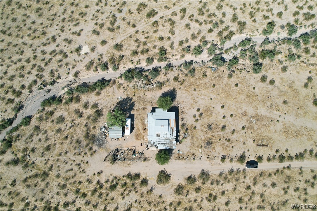 6136 Copperville Road Golden Valley, AZ 86413 - Photo 3 of 23