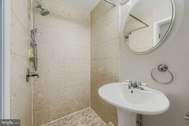 $1,850 | 1107 West Hamburg Street, Baltimore, MD 21230