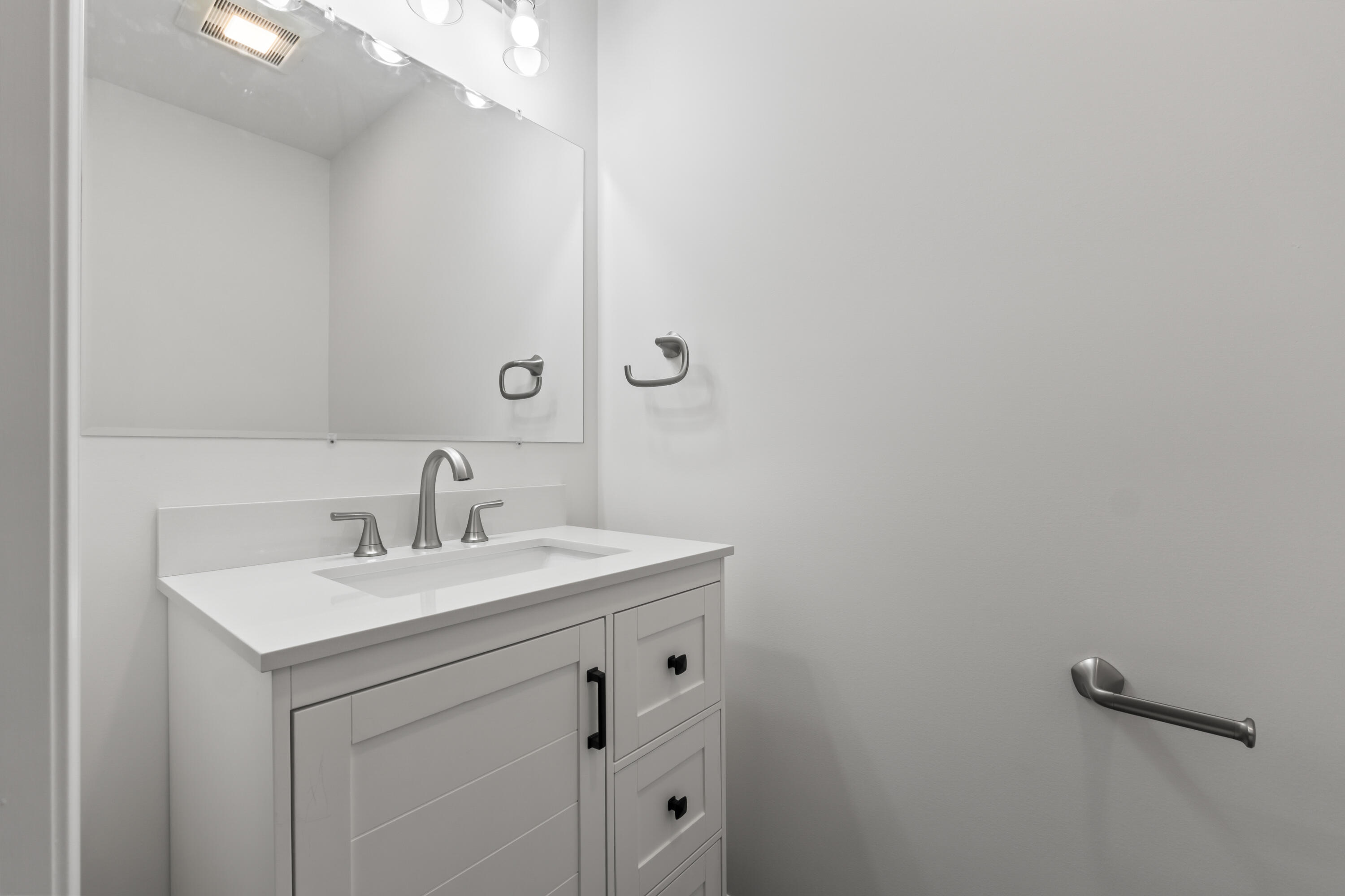 6 Lynx Circle Limerick, ME 04048 - Photo 22 of 40 photos_high_resolution_6_Lynx_Circle_138