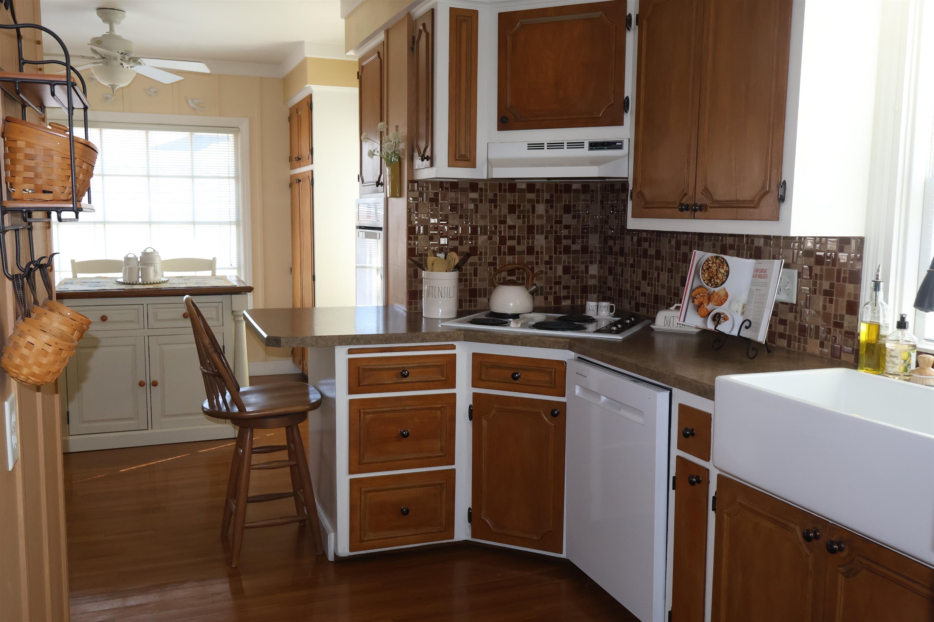 1426 Ruger Avenue Janesville, WI 53545 - Photo 24 of 77