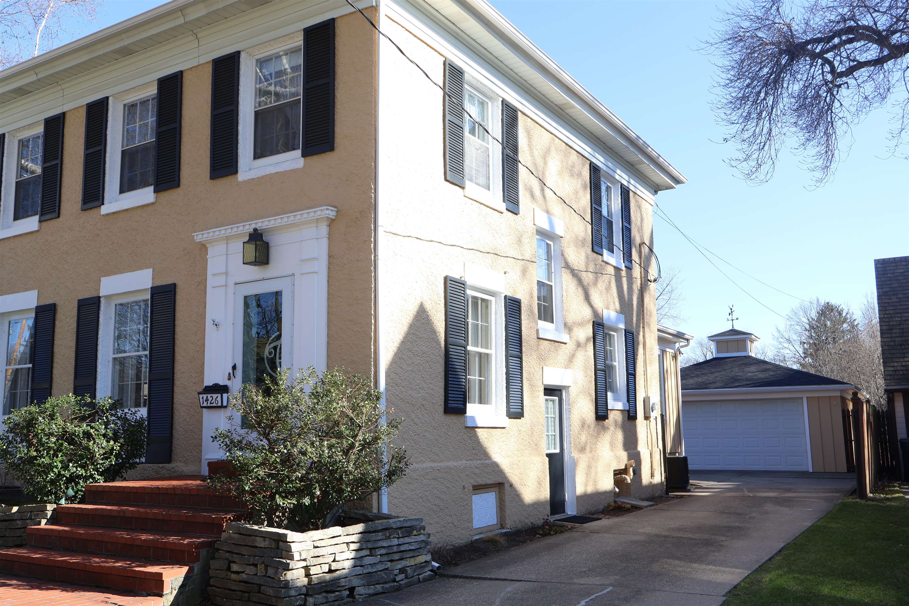 1426 Ruger Avenue Janesville, WI 53545 - Photo 3 of 77