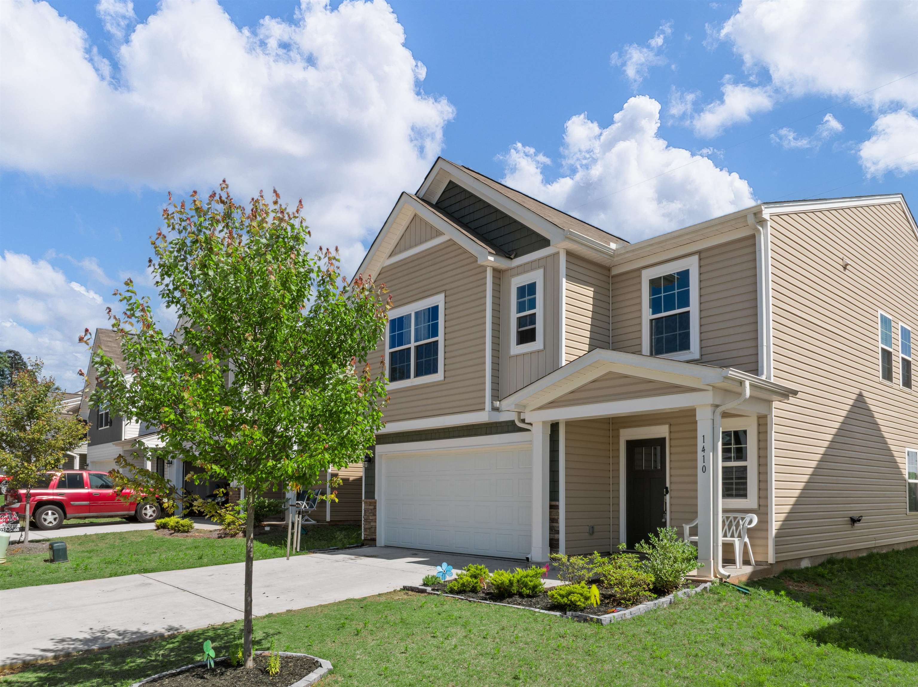 1410 Penrith Court Boiling Springs, SC 29316 - Photo 2 of 47