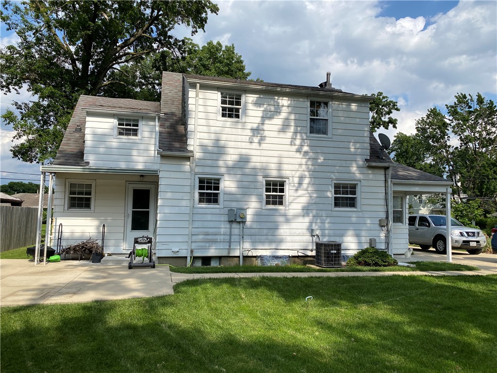 1020 11th Street Charleston, IL 61920 - Photo 38 of 42