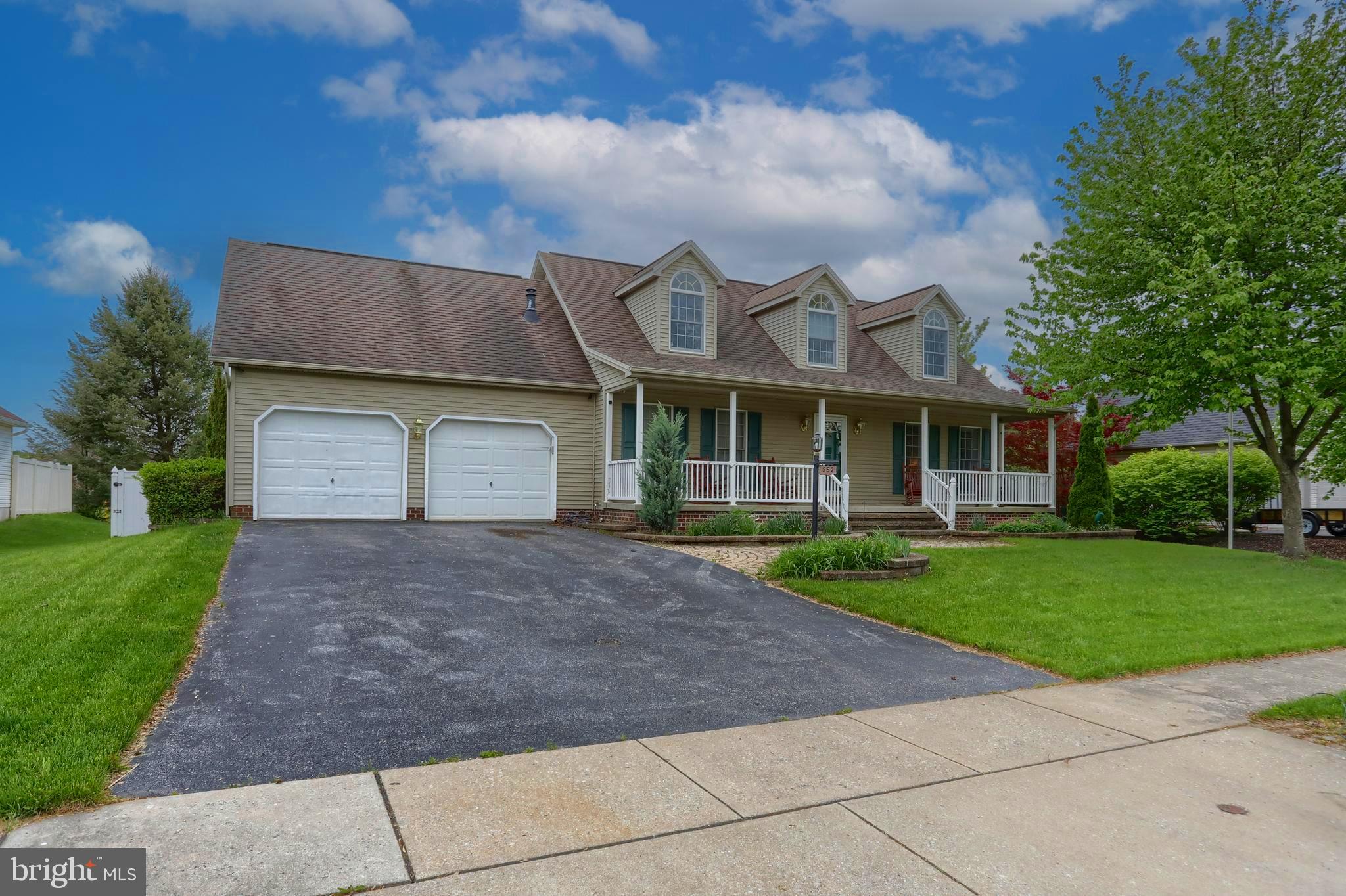 352 Old Farm Road Palmyra, PA 17078 - Photo 1 of 32 Gallery Image 1