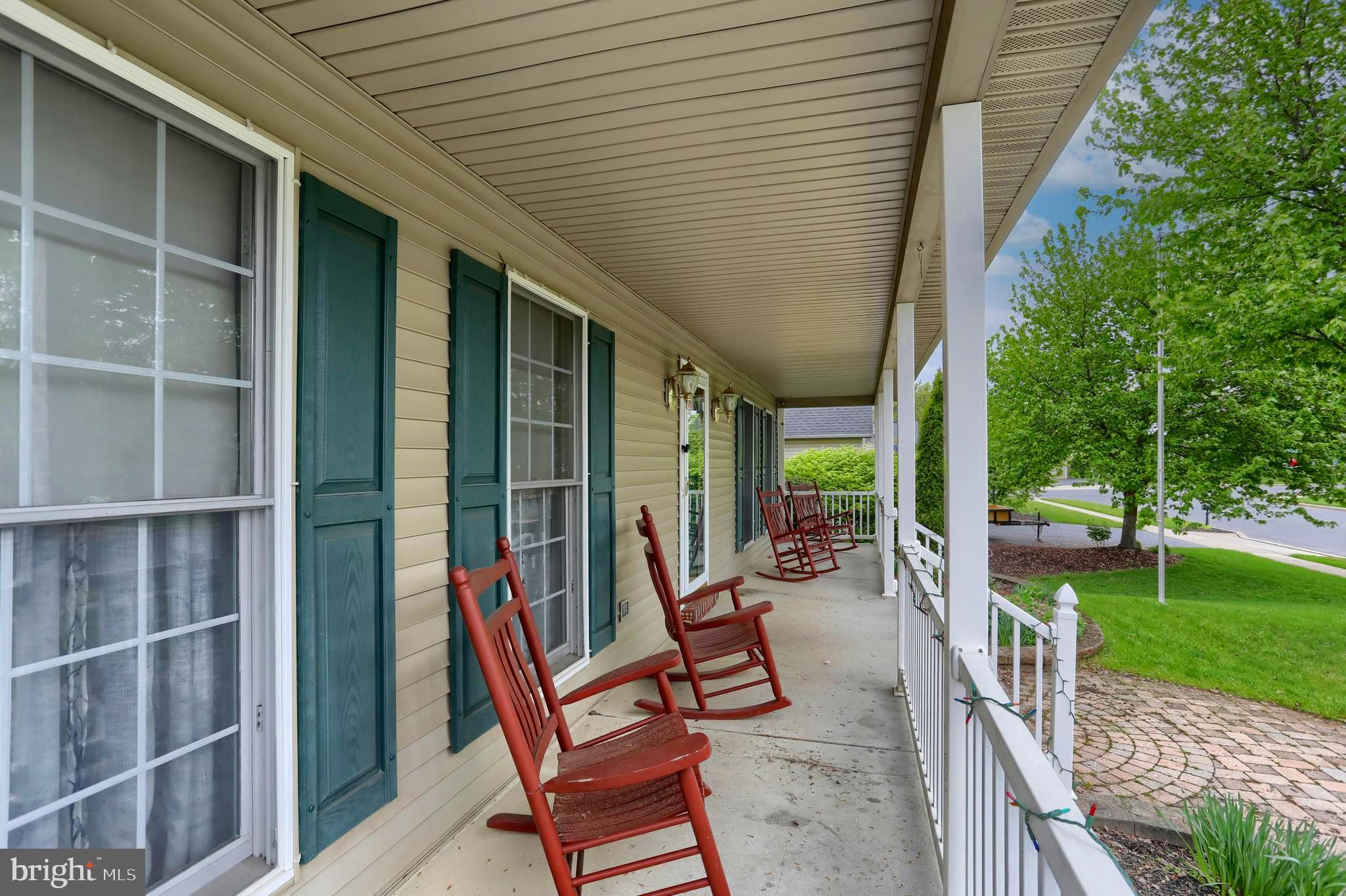 352 Old Farm Road Palmyra, PA 17078 - Photo 4 of 32 Gallery Image 4