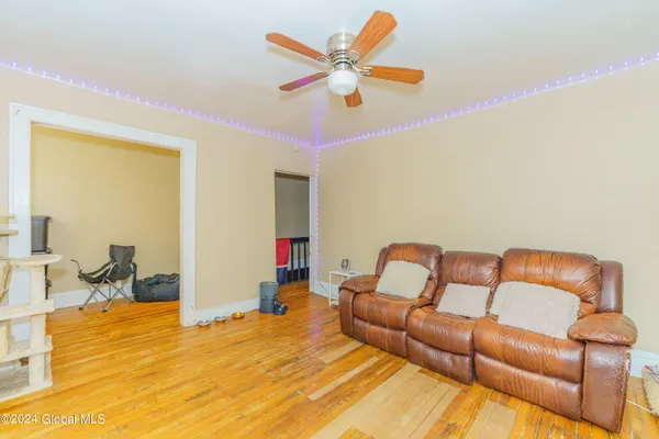 $250,000 | 497 Washington Avenue, Albany, NY 12206