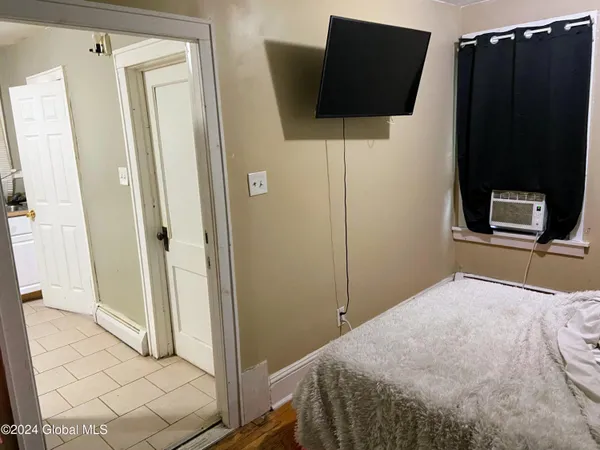 $250,000 | 497 Washington Avenue, Albany, NY 12206