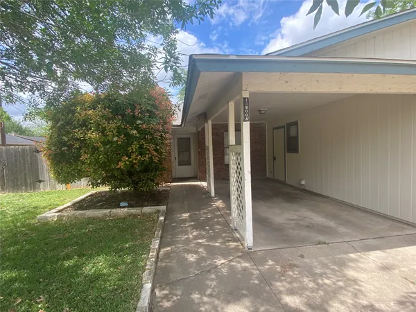 $1,700 | 12800 Old San Antonio Road, Unit A, Manchaca, TX 78652