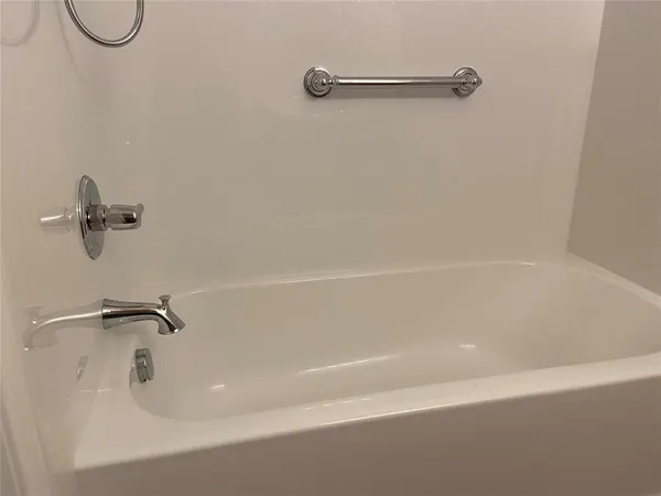 $1,700 | 12800 Old San Antonio Road, Unit A, Manchaca, TX 78652