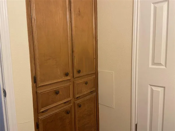 $1,700 | 12800 Old San Antonio Road, Unit A, Manchaca, TX 78652