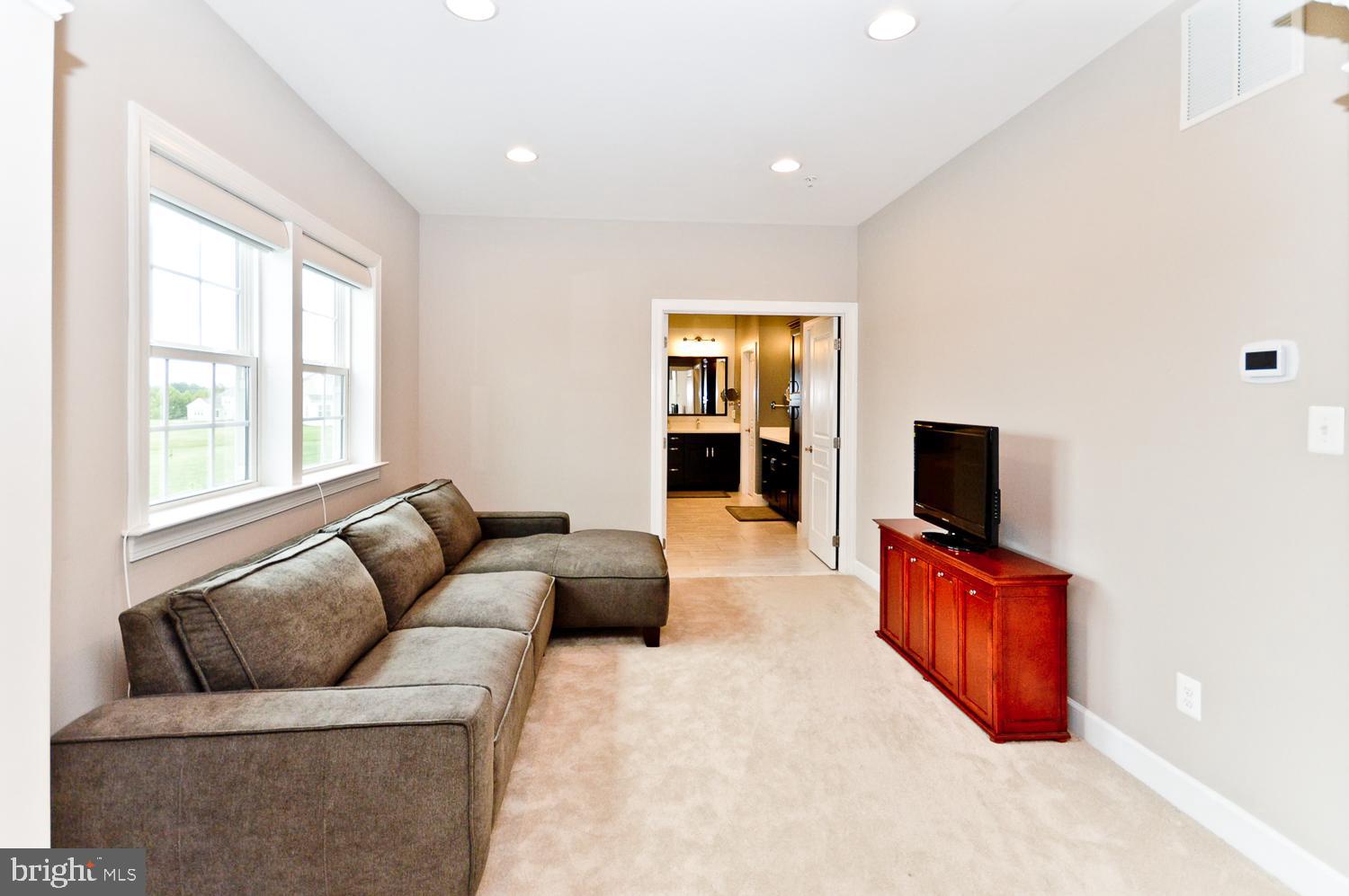 13105 Contee Manor Road Bowie, MD 20721 - Photo 41 of 72 Gallery Image 41