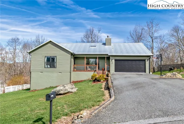 $629,000 | 885 Alpine Drive, Seven Devils, NC 28604