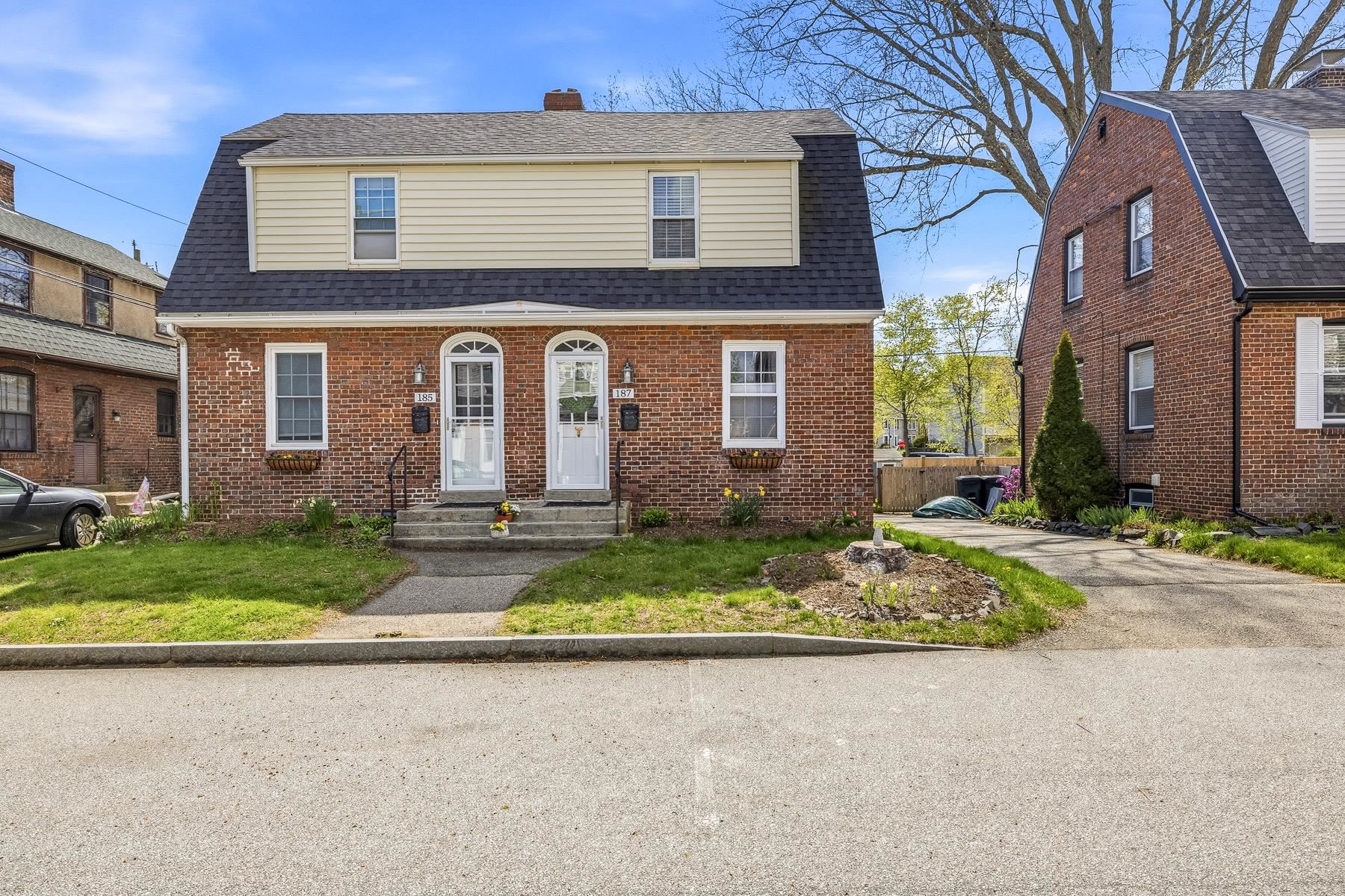 187 Raleigh Way Portsmouth, NH 03801 - Photo 2 of 27
