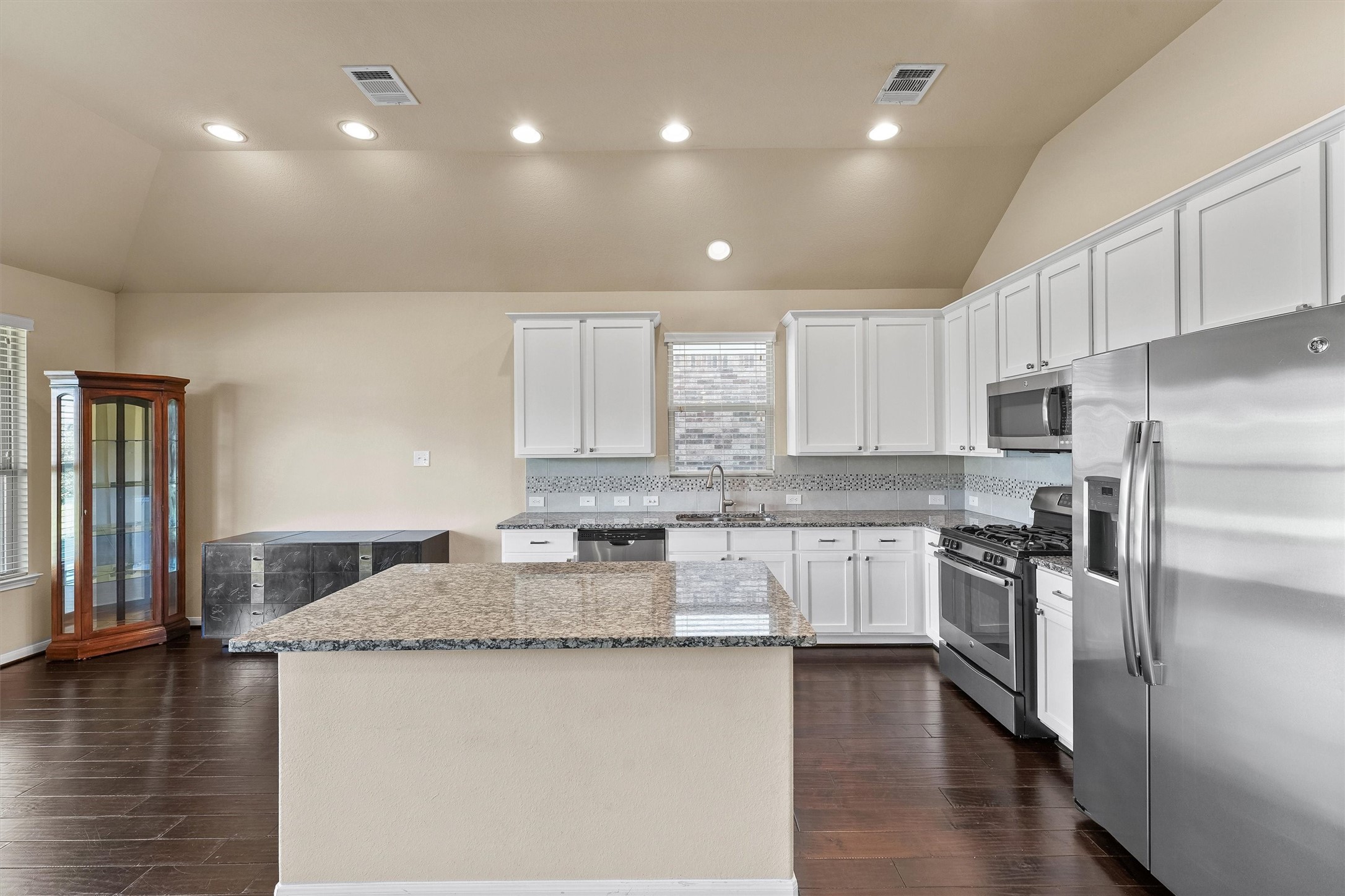 3841 Enchanted Timbers Lane Spring, TX 77386 - Photo 8 of 31