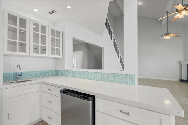 $4,800 | 138 Isles End Road, Galveston, TX 77554