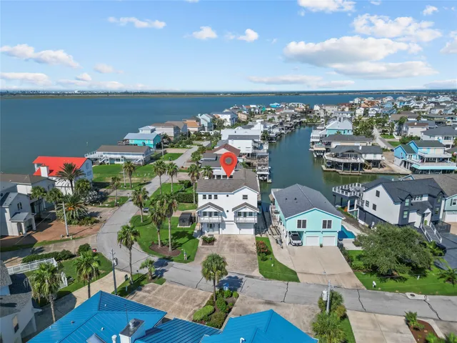 $4,800 | 138 Isles End Road, Galveston, TX 77554