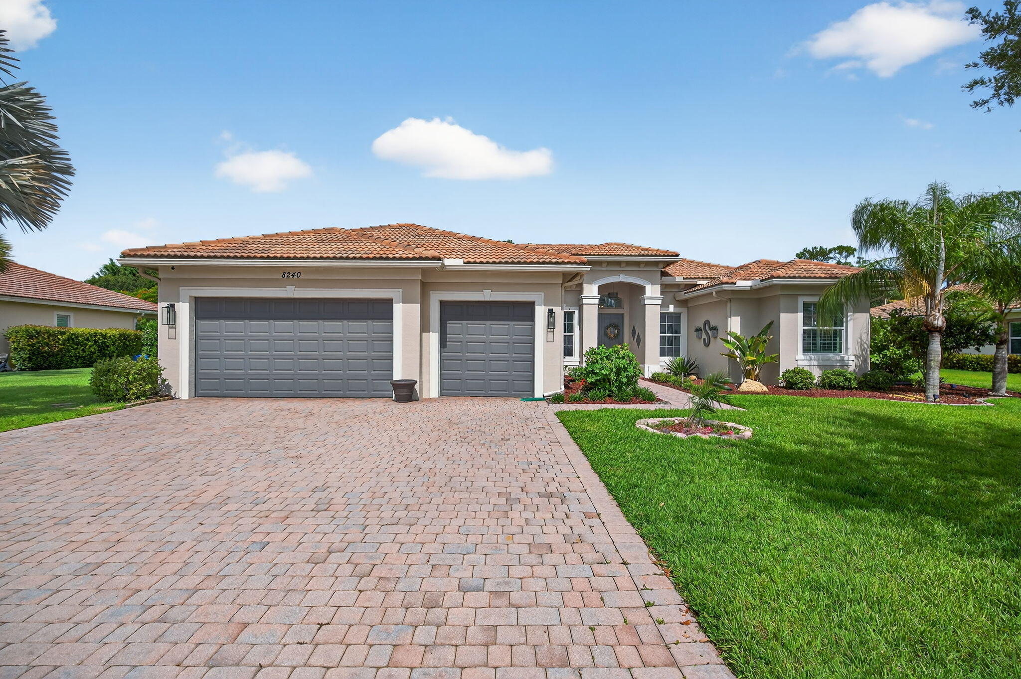 8240 Southwest Marin Drive Stuart, FL 34997 - Photo 4 of 80 3-web-or-mls-_MLP0329
