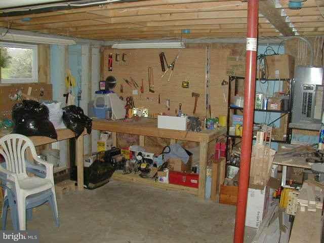 172 Springfield Road Shippensburg, PA 17257 - Photo 5 of 8 Gallery Image 5