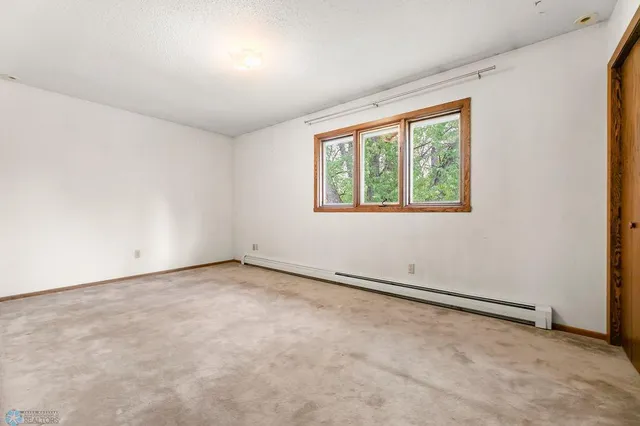 $397,500 | 3667 Evergreen Road North, Fargo, ND 58102