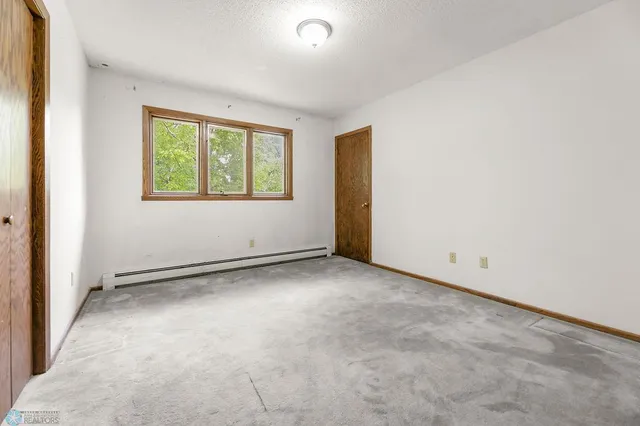 $397,500 | 3667 Evergreen Road North, Fargo, ND 58102