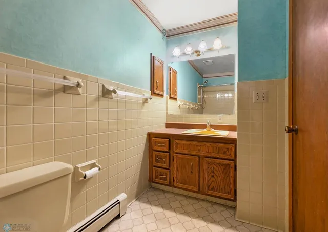 $397,500 | 3667 Evergreen Road North, Fargo, ND 58102