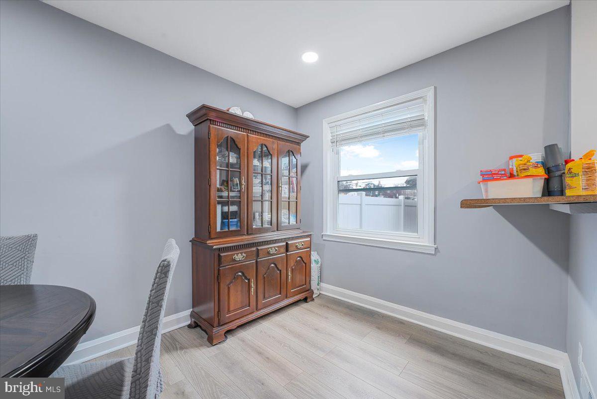 403 Torner Road Baltimore, MD 21221 - Photo 9 of 28 a view of an empty room and window