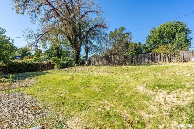 $187,500 | 2552 37th Avenue, Rock Island, IL 61201