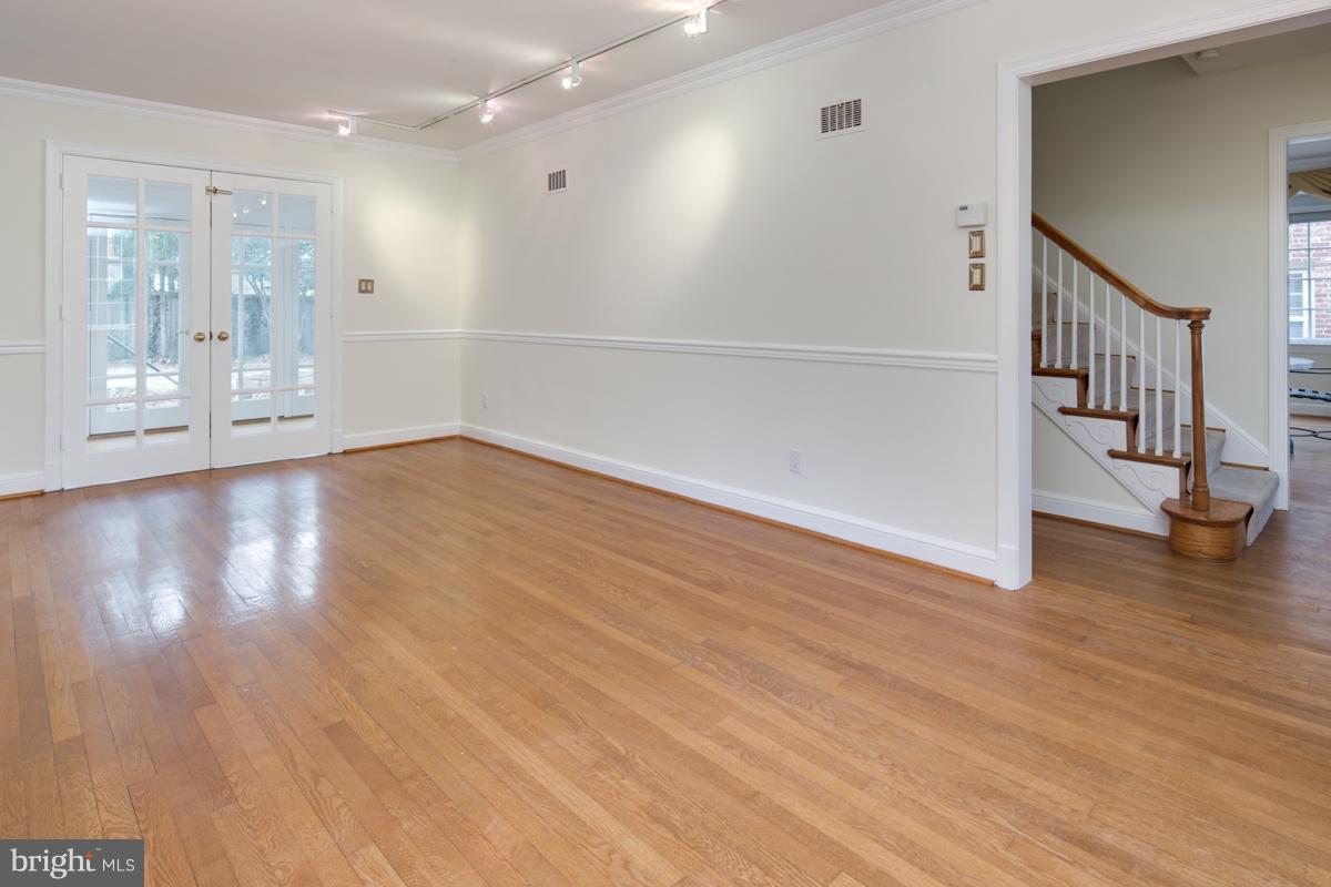 4326 36th Street Northwest Washington, DC 20008 - Photo 5 of 30 Living Room