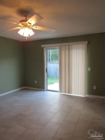 $1,495 | 2018 Marquesas Lane, Pensacola, FL 32506