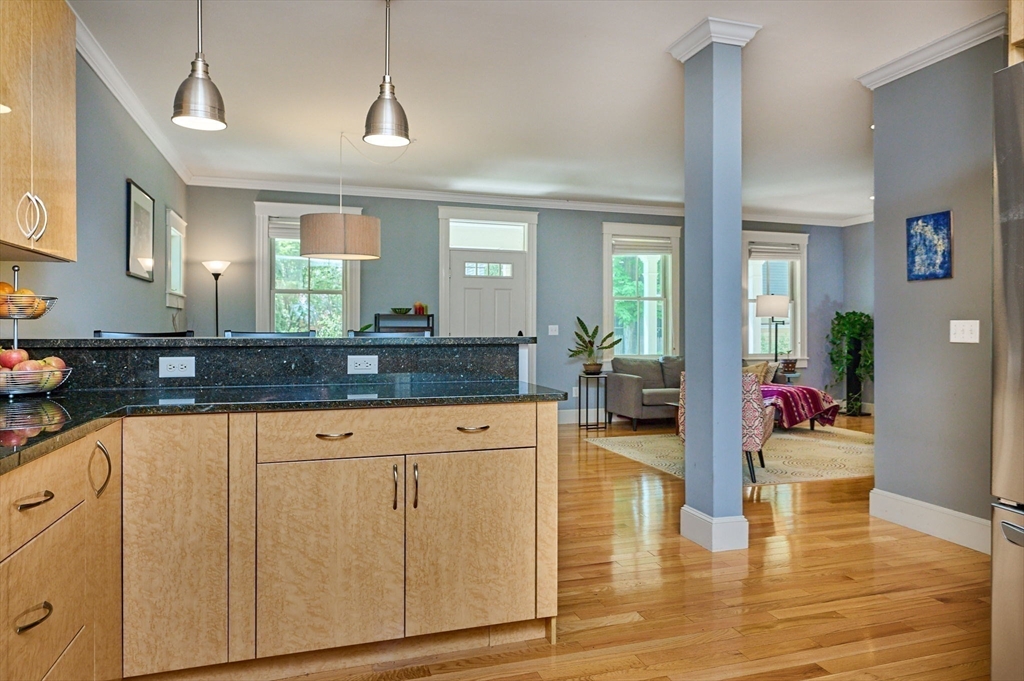 25 Union Street, Unit 2 Northampton, MA 01060 - Photo 16 of 37