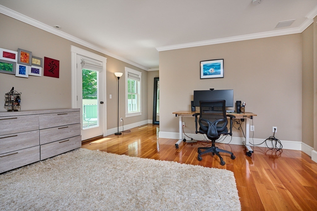 25 Union Street, Unit 2 Northampton, MA 01060 - Photo 22 of 37