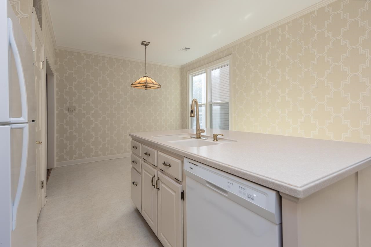 930 Harbor Bend Road Memphis, TN 38103 - Photo 11 of 33