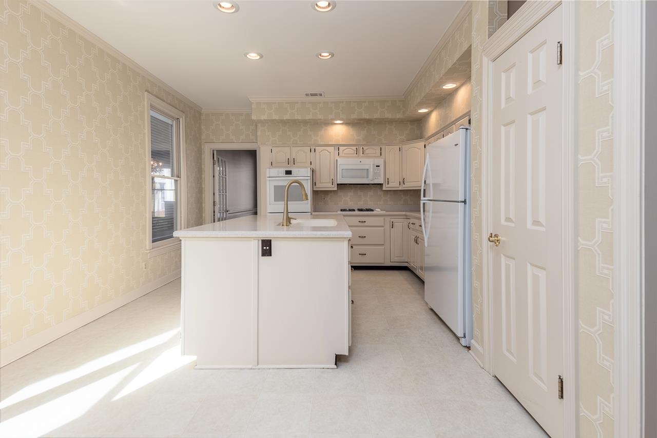 930 Harbor Bend Road Memphis, TN 38103 - Photo 12 of 33