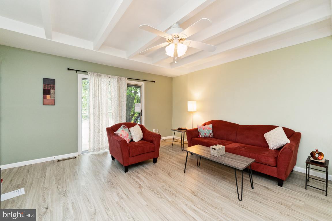 2 Center Road, Unit 2C4 Towson, MD 21286 - Photo 6 of 20 Living Room