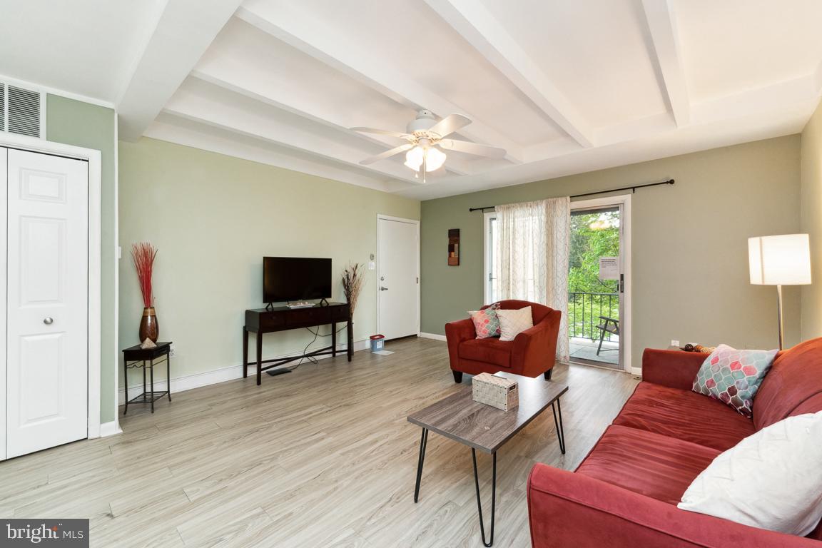 2 Center Road, Unit 2C4 Towson, MD 21286 - Photo 7 of 20 Living Room