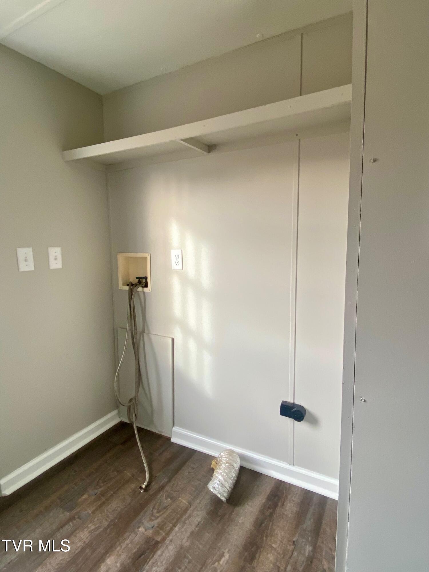 175 Williamson Road Chuckey, TN 37641 - Photo 14 of 16 Roberts 175 14 IMG_0964